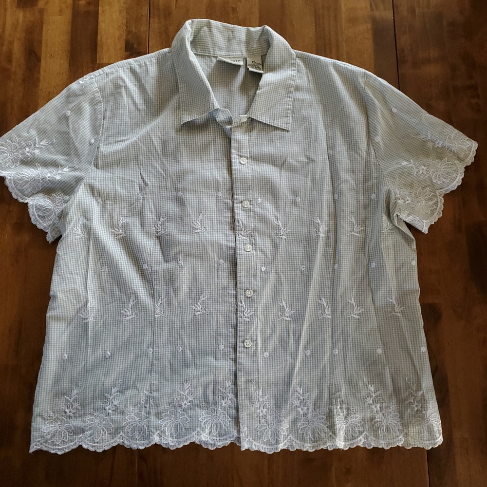 Classic Elements Short Sleeve Blouse with Embroidery Detail Size Petite …